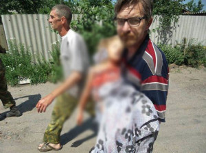 Bambina uccisa a Slovyansk (nella provincia di Donetsk) in data 8/6/2014. Colpita a morte nel corso del bombardamento che l' "eroico" esercito ucraino ha scatenato contro la popolazione civile